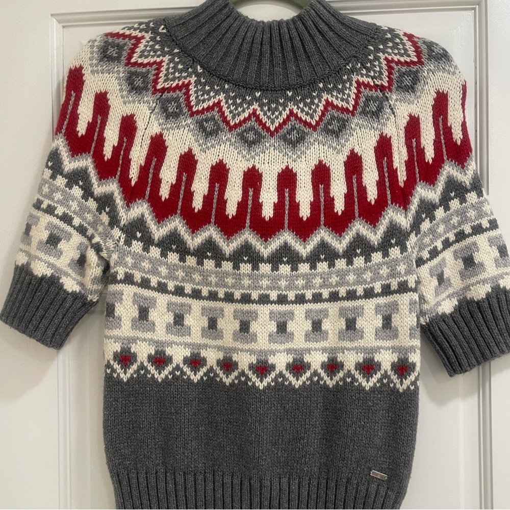 Tommy Hilfiger Gray and Red Knit Pullover